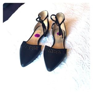 Franco Sarto Woman’s black flats